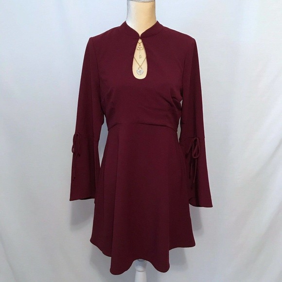 ECI New York NWOT Burgundy Dress Women 10 - Picture 2 of 9